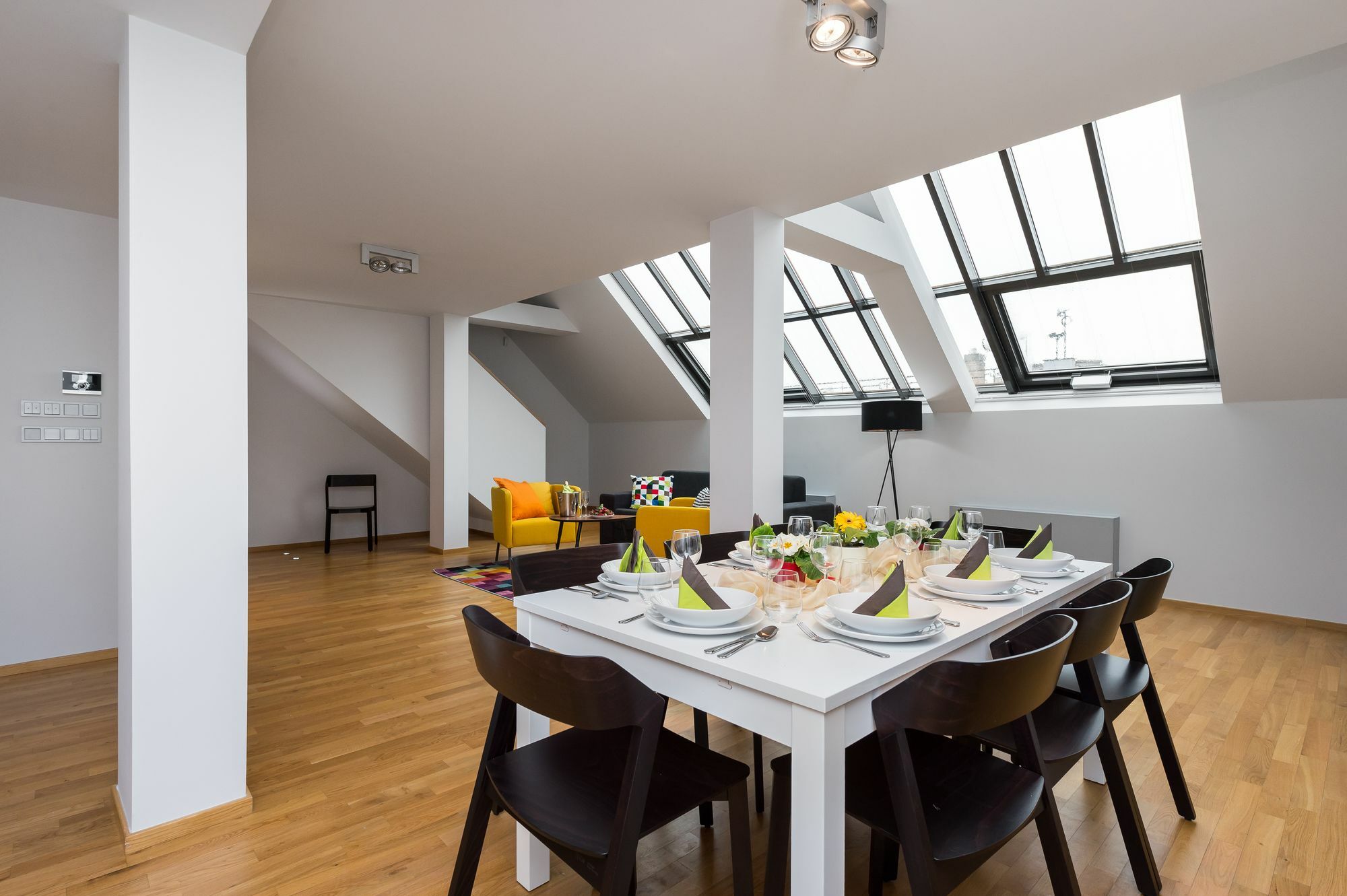 Empirent Rose Apartments Prag Eksteriør billede